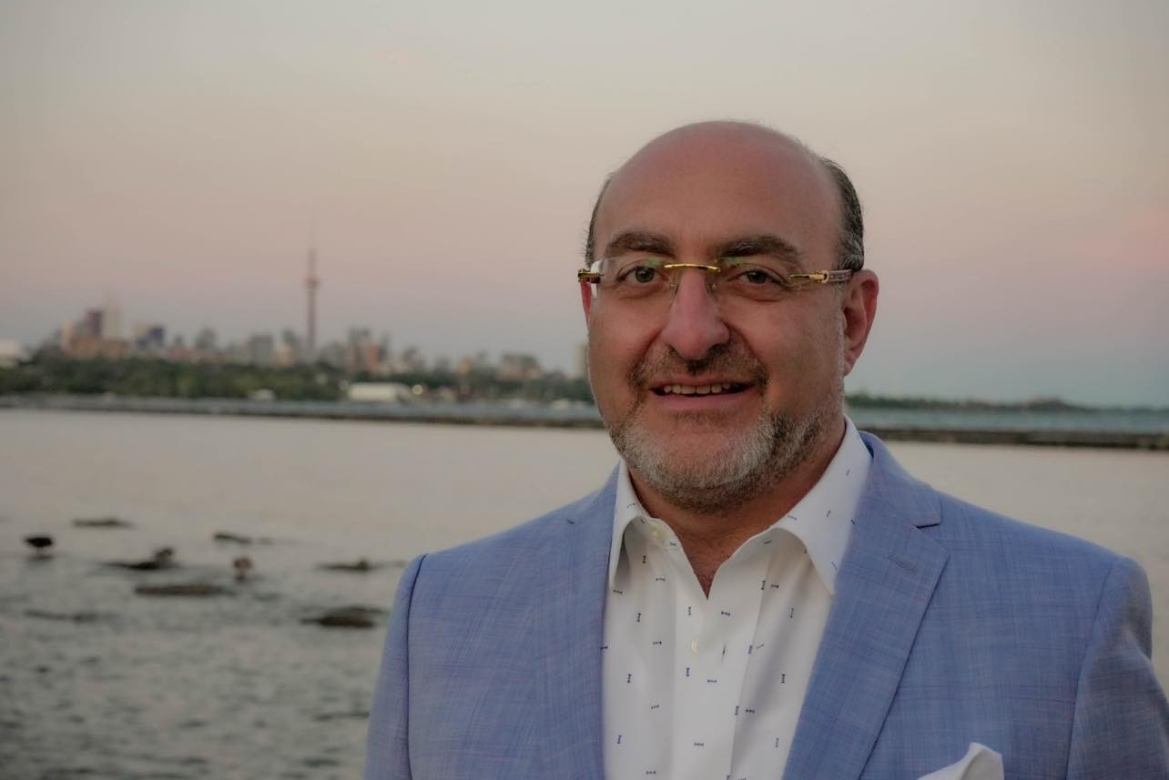 فوز الاهلي و الرجل الشتام