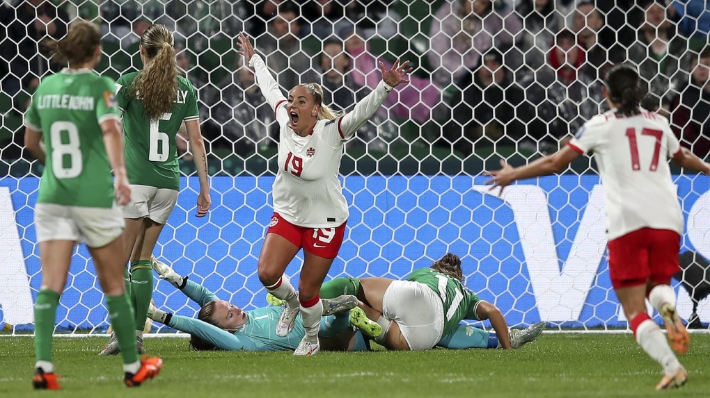 قائدة منتخب أستراليا سام كير تستعد لمواجهة كندا