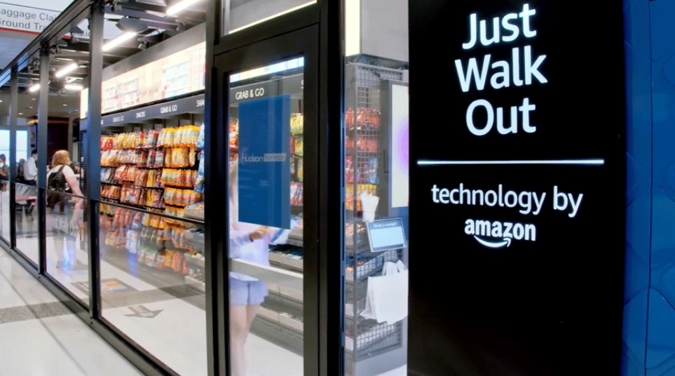 لعشاق الرياضة في تورونتو وكالجاري ..  أمازون ستقدم تسوق مجاني للمشجعين بـ  “Just Walk Out”