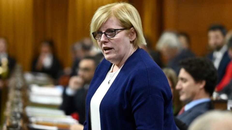 تعرف على ماذا طلبت وزيرة الرياضة الكندية من قادة هوكي كندا