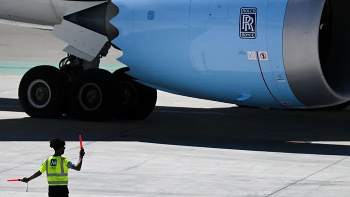 خلال يوم واحد.. 3 حوادث طيران في كوريا والنرويج وكندا