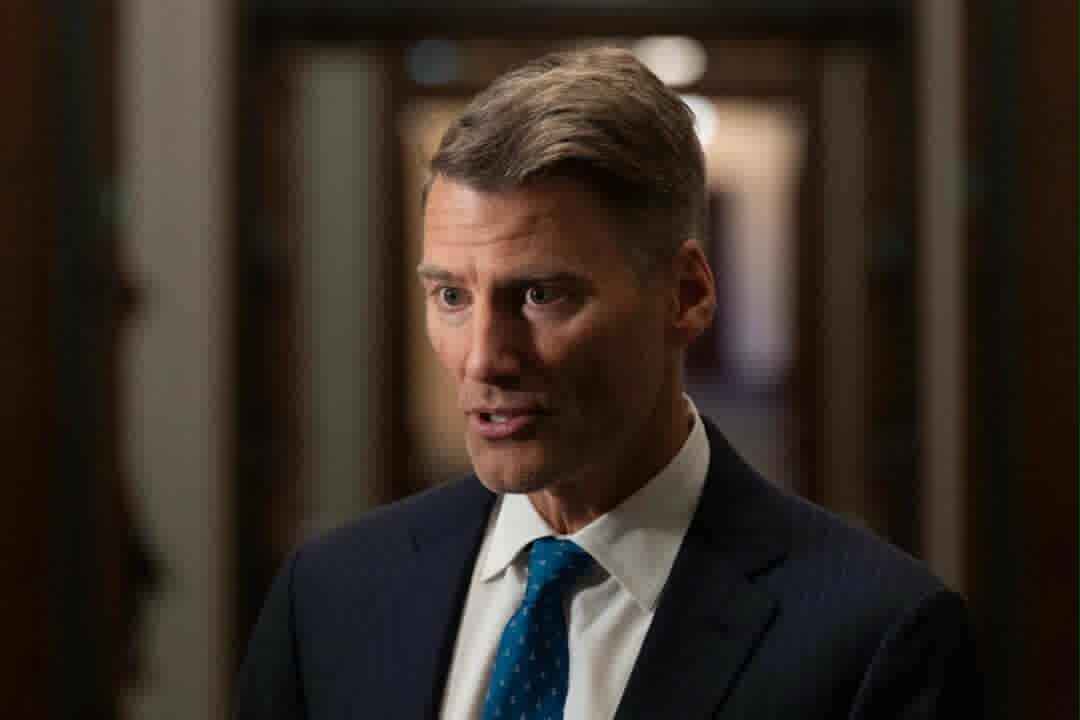 قرض بمليار دولار من بنك البنية التحتية يثير جدلًا حول شراء سفن صينية لـBC Ferries