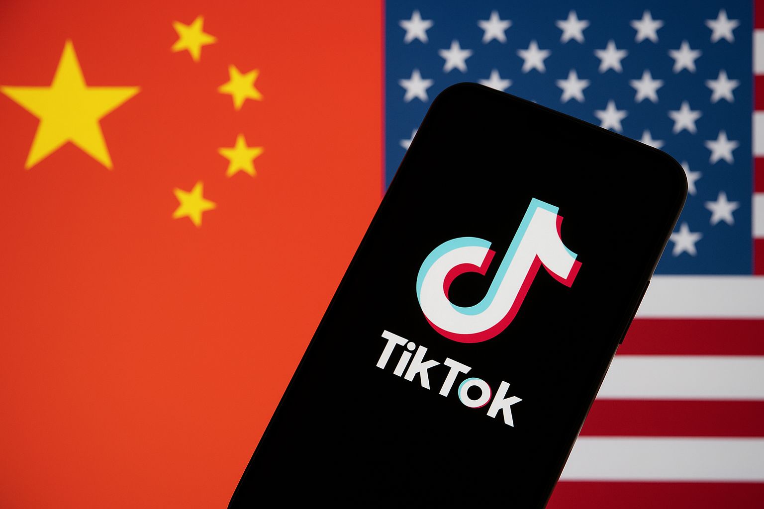 واشنطن وبكين تتوصلان لإتفاق حول ملكية “تيك توك” بعد مفاوضات في مدريد